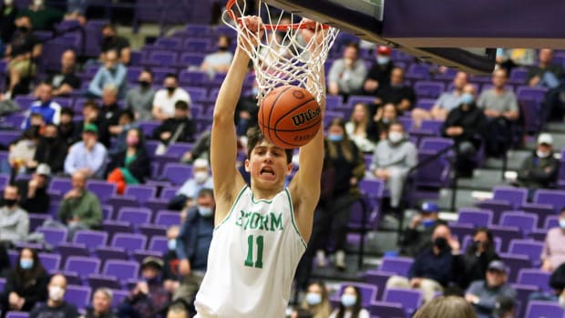 Summit Mountainside boys basketball Dan Brood 1
